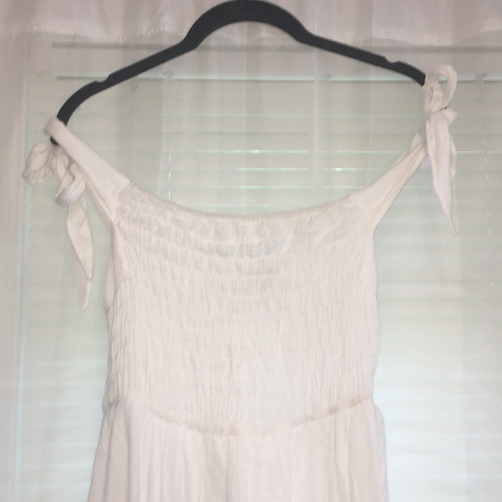 White maxi dress